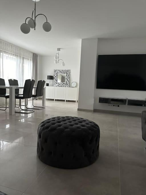 Luxury Apartment Marz Шванау Екстер'єр фото